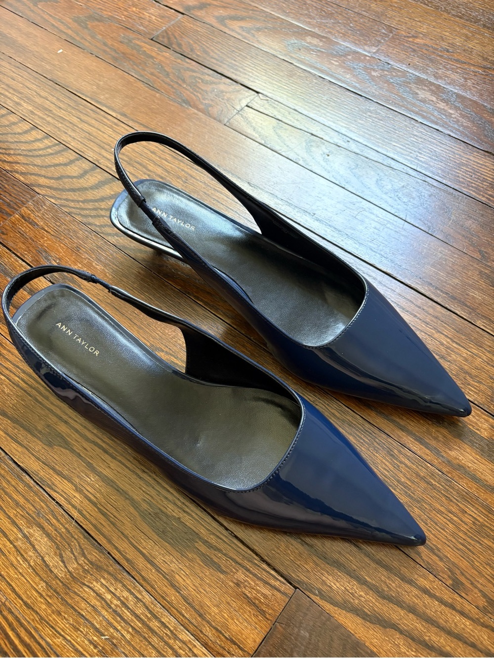 Ann Taylor Patent Navy Pointed Slingback Kitten Heels